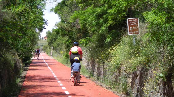 spain's tweet image. Check out the interesting article on the Spanish greenways #viasverdes cycle and walking routes on abandoned rail routes. Download the ebook by Lonely Planet 
lonelyplanet.com/ebooks/out-the…
#SpainWillWait