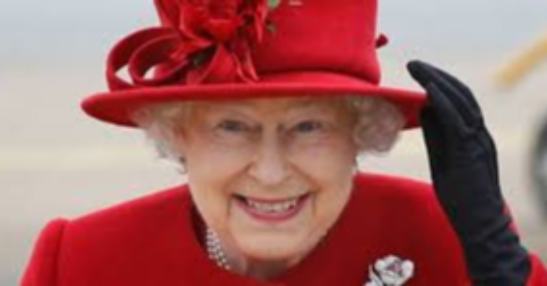 fosterramsay's tweet image. :::Queen's Birthday Holiday ::: 
Happy Queen's Birthday Holiday to all.. 
We hope yoiu have a great day with Family and Friends. 
#familytime