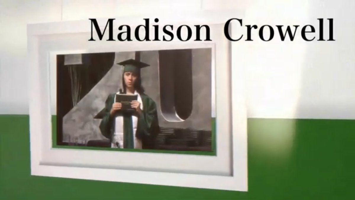 MrsKPandPALS's tweet photo. LOVED seeing Madison, Michael and Travis in this morning’s parade and then virtually walking across the stage! I am SO PROUD! 💚👩🏻‍🎓👨🏻‍🎓👨🏻‍🎓💚 #DHSPALS #Classof2020 @DartmouthHS https://t.co/Xkwio7SIEL