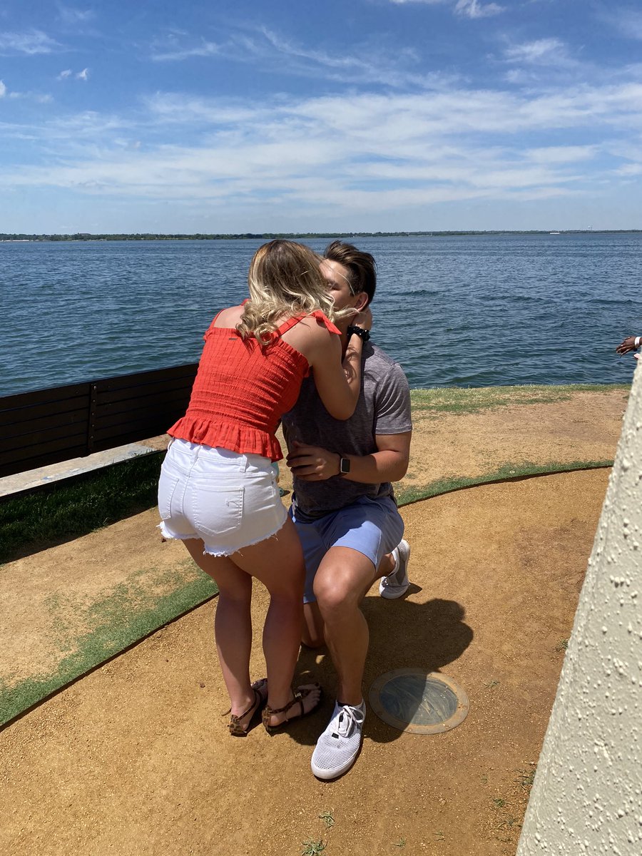 KarleePayton's tweet photo. I GET TO MARRY @Sam_Bond10!! How lucky am I?!! 💗💗 https://t.co/KHXCoRVMIc