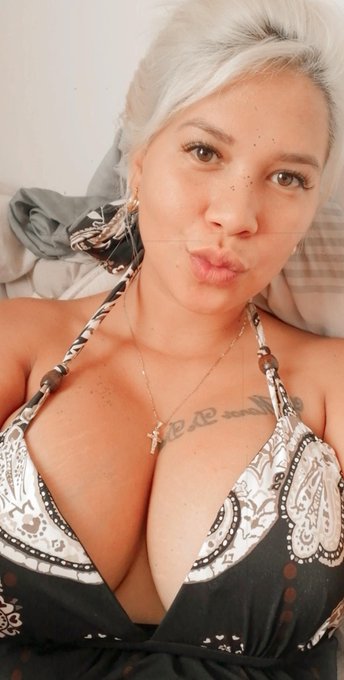 Feliz domingo mis consentido paso por aqu&iacute; pasa saludarlos🖤🖤🖤 Disponible en CDMX 📳💋 Info al what 5574637472<a href="/tag/puebla"class="tags"><span>#puebla</span></a>