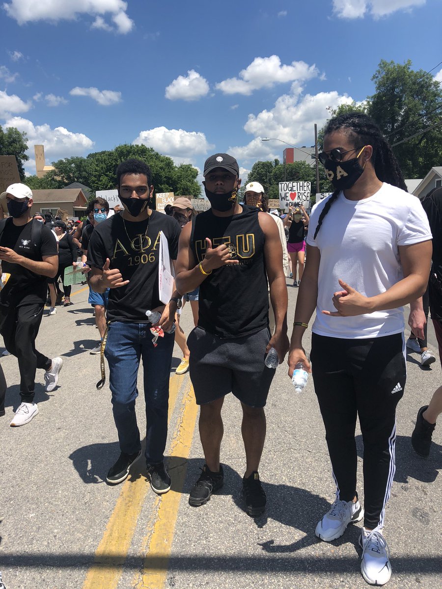 _kingxjoey's tweet photo. Get Out. Get Educated. Speak Up. #BLM #ΑΦΑ https://t.co/R4U6g3YaFe