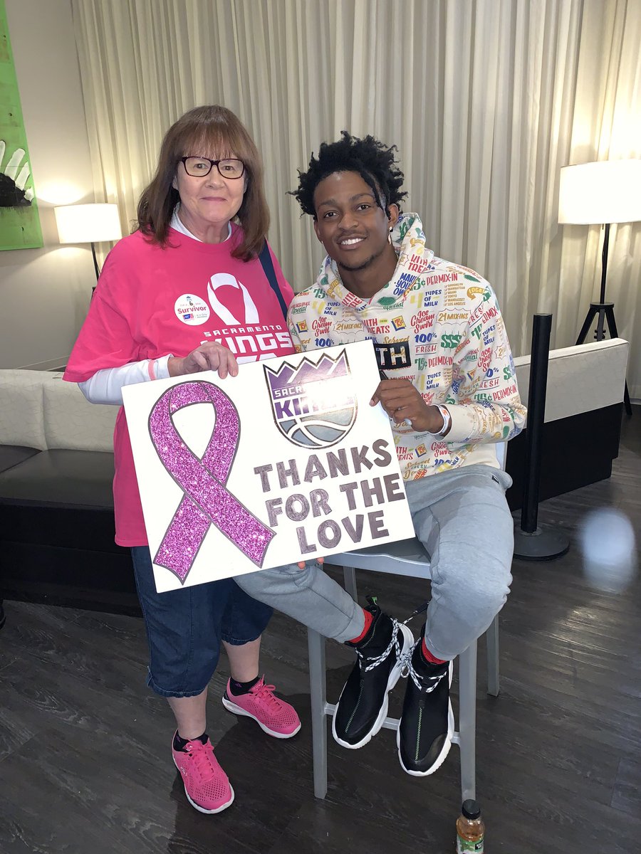 Kings_6thMan's tweet photo. Celebrating my wife on #NationalCancerSurvivorsDay. Special shout out to all the friends and family that helped her get thru the treatments! 🙌🏽💜#LoveForSignLady https://t.co/Ve5NQYmdgT