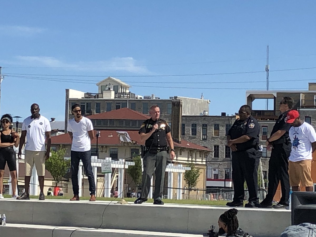ECYDOhio's tweet photo. Powerful message from Sherriff Paul Sigsworth unequivocally condeming the murder of #GeorgeFloyd and giving the crowd his phone number. We are lucky to have law enforcement leadership in Erie County! https://t.co/SNQqkArZxi