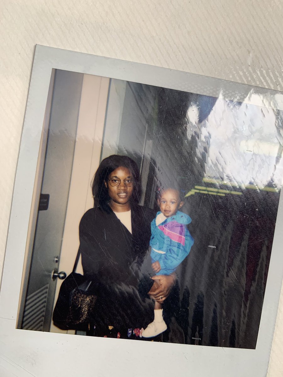 traceysdaughter's tweet photo. my love has gained her wings.. my first safe place was in her womb. i love you so much momma &amp; your spirit will always live with me. God is taking care of you now. appreciate your loved ones while they’re here because God is eventually gonna want them back. rest in paradise. ❤️❤️ https://t.co/oMVsAhnxG9
