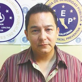 For example, one of the accusers is an ex officer by the name of Luis Hernández Gálvez. The problem? as an officer he was detained several times for possesion of stolen vehicles and for extorting korean citizens in a case that made a lot of noise in  #Tijuana. 13/16