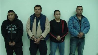For example, one of the accusers is an ex officer by the name of Luis Hernández Gálvez. The problem? as an officer he was detained several times for possesion of stolen vehicles and for extorting korean citizens in a case that made a lot of noise in  #Tijuana. 13/16