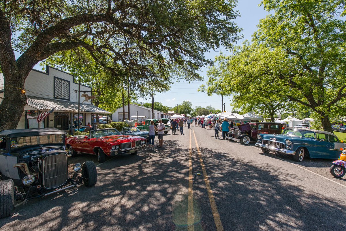 visitbrenham's tweet image. Less than a week until the Burton Cotton Gin Festival! A day filled with fun for the whole family kicks off with a parade followed by a classic car show, demonstrations, antique tractors, live music, shopping, &amp;amp; plenty of refreshments! See you on June 13. #burtontx #visitbrenham