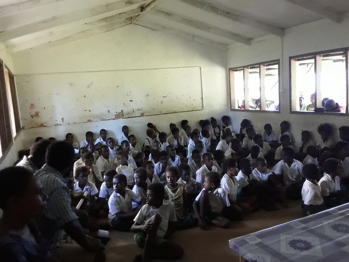 VanuatuIGF's tweet photo. Vanuatu IGF reaching out to Emau Island, Lausake Primary School & Mangarongo Centre. Awareness on Internet Safety!
28/05/20
#InternetSafety #VanIGF https://t.co/Wq4pY87BTL
