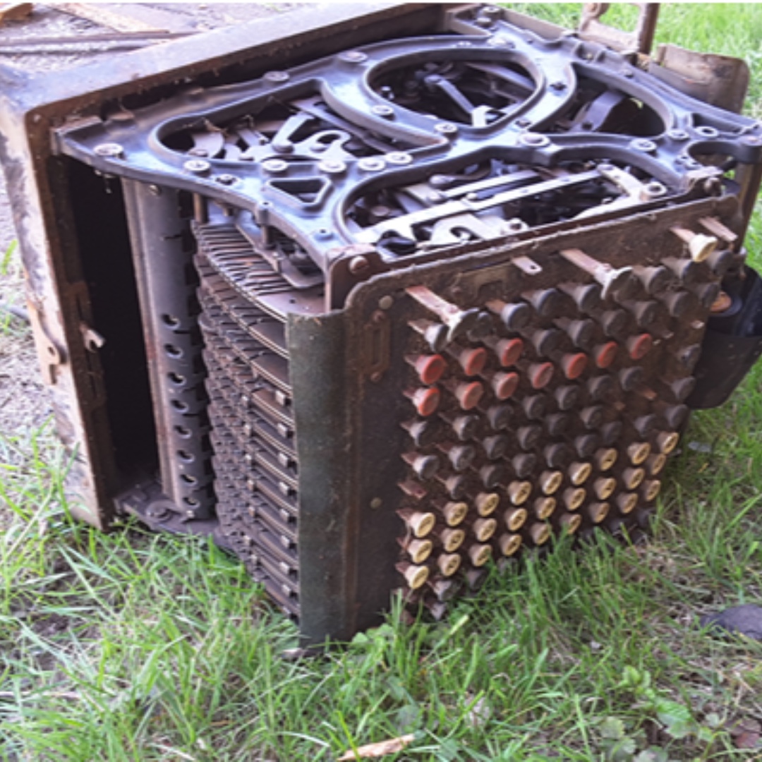 CuyaLandBank's tweet image. Some of our finds just don&apos;t &quot;add up,&quot; Burroughs Adding Machine #LandBankFind #Discovery #BeforeComputers