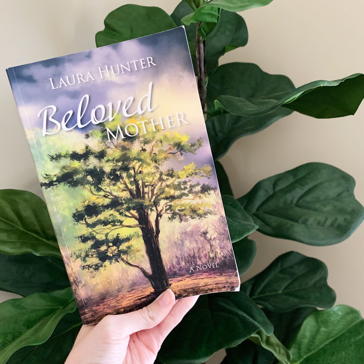 lhunterauthor's tweet photo. Follow the link in bio to read #BelovedMother TODAY!! Available in hardcover and electronic formats.
#BelovedMother #LauraHunter #debutnovel #author #writer #order #ebook #kindle #Amazon #mustread #historicalfiction #bluewaterpublications https://t.co/0t1mASskke