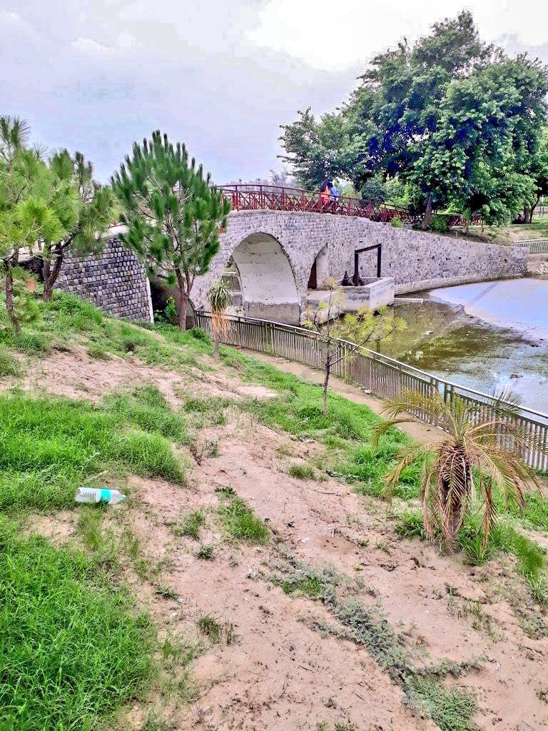 prchandna's tweet photo. @nisharai_ggc @UditaJ @SaveMNP @iArunJ @MintOnSunday @moef @CPCB_OFFICIAL @PrakashJavdekar @vishnupsaini @Tej_AnanthKumar @MumbaiMirror @TOIMumbai @CMOMaharashtra @AUThackeray @Jugalkt1612 @sumairaabdulali @shaileshgan @CeoNoida @spgoyal @AwasthiAwanishK @PankajSingh_in @abhaypandey01 @777Gautam @RanjanTomar @ParasTierea137 @fonrwa @TOINoida @manishsmooth @ShikhaTOI @Secretary_MoHUA @ChiefSecyUP @moefcc @CMOfficeUP @DyCMGoUP How well do you know #MyNoida?
#DDHD GM(R) #OSD(I) @CeoNoida Do you know?:
1. Mega Park w/#Butterfly_Dome @ Rs.7.5Cr?
2. Species of #Butterfly bred?
3. Species of flowers suitable 4 #BF grown?
4. School children Nos. visited 2019?
#SaveDParkSec62
@spgoyal @PankajSingh_in Pls Help https://t.co/G3GVpzawNy
