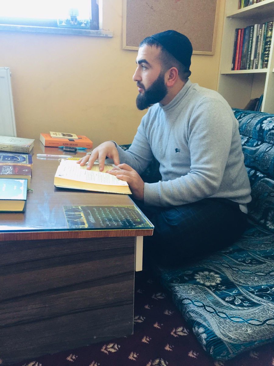 Kursumuzun değerli hocalarından @MehmetHuseyinnn vatani görevini yapmak üzere bugün asker ocağına teslim olacak. Rabbim yardımcısı olsun. Hayırlı teskereler almasını nasip etsin inşaAllah.