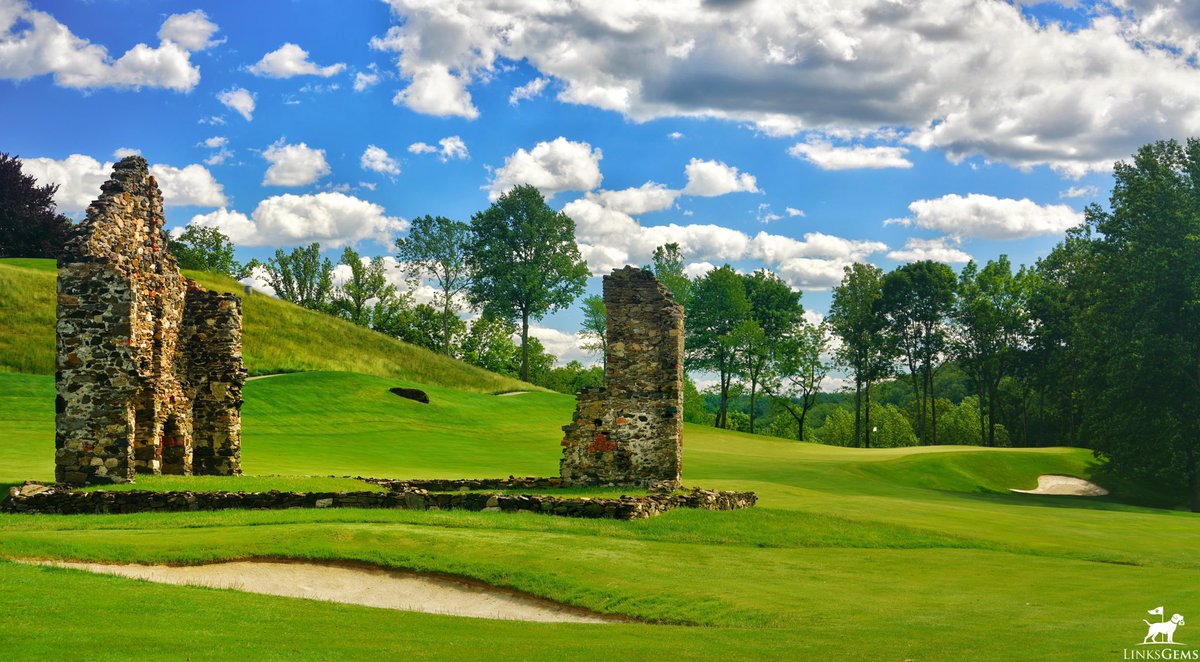 LinksGems's tweet photo. Sparkling afternoon at Fieldstone Golf Club, a scenic 1999 Hurdzan/Fry design. The course plays across rolling hills and forest that look and feel much more like North Carolina than northern Delaware. Great staff too. Always a fun place for a round. @FieldstoneGolf https://t.co/m8MOyPKGTZ