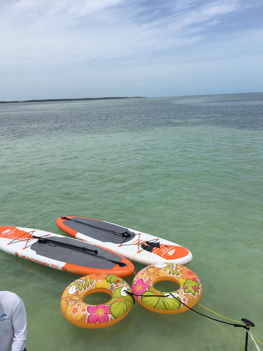 Sunday Funday at Islamorada Sandbar.  Glad to be back!! #islamorada #wilddolphintours #amaracayresort #wilddolphinboat