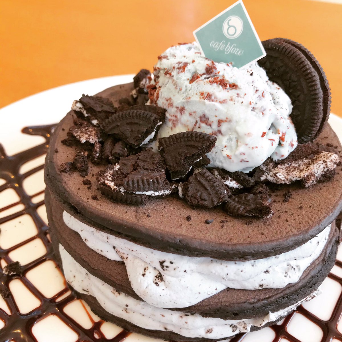 ট ইট র パンケーキカフェcafeblow 暑い日にぴったりのこちらのチョコミントパンケーキが本日より新たに登場いたします ๑ ㅂ و すっきり爽やかな味わいのチョコミントが体を冷やしてくれます ᐜ パンケーキ 泉佐野 和泉 日根野 和泉府中