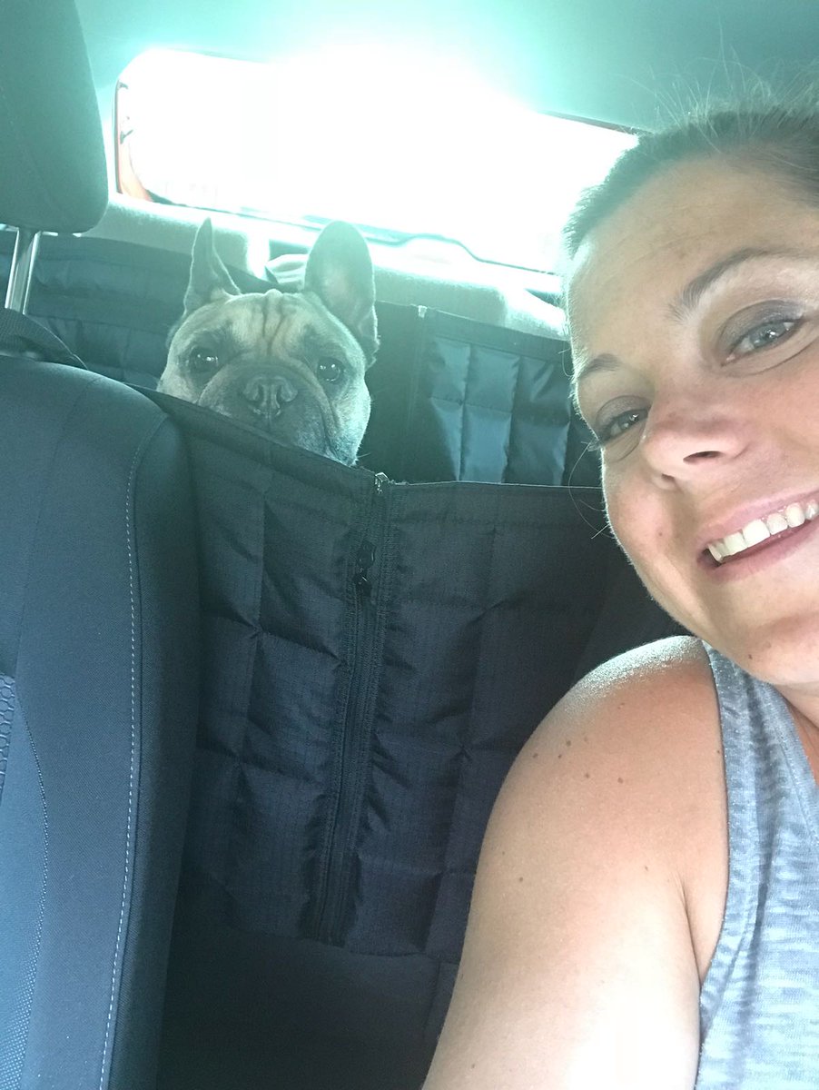 peevd_bee's tweet photo. Dank je wel @michielveenstra voor het toveren van die glimlach (met een kleine traan) op mijn vriendin's gezicht! ❤ In Memory Of Bink! @KINKpuntnl #kinkstart https://t.co/MG3gbO39in
