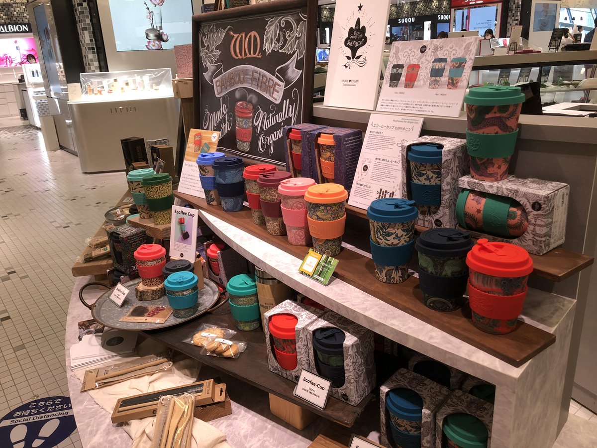 soara04904921's tweet photo. お客様の「あめつちまにまに」さんが渋谷スクランブルスクエアに出店されていたのでペットボトルで作ったエコバッグを買いました😊
これで買い物をたくさん頼まれても大丈夫🙆♂️でもあまり頼みすぎないで❣️笑
#あめつちまにまに #エコバッグ #KINDBAG #渋谷スクランブルスクエア https://t.co/RijuxC48Tp