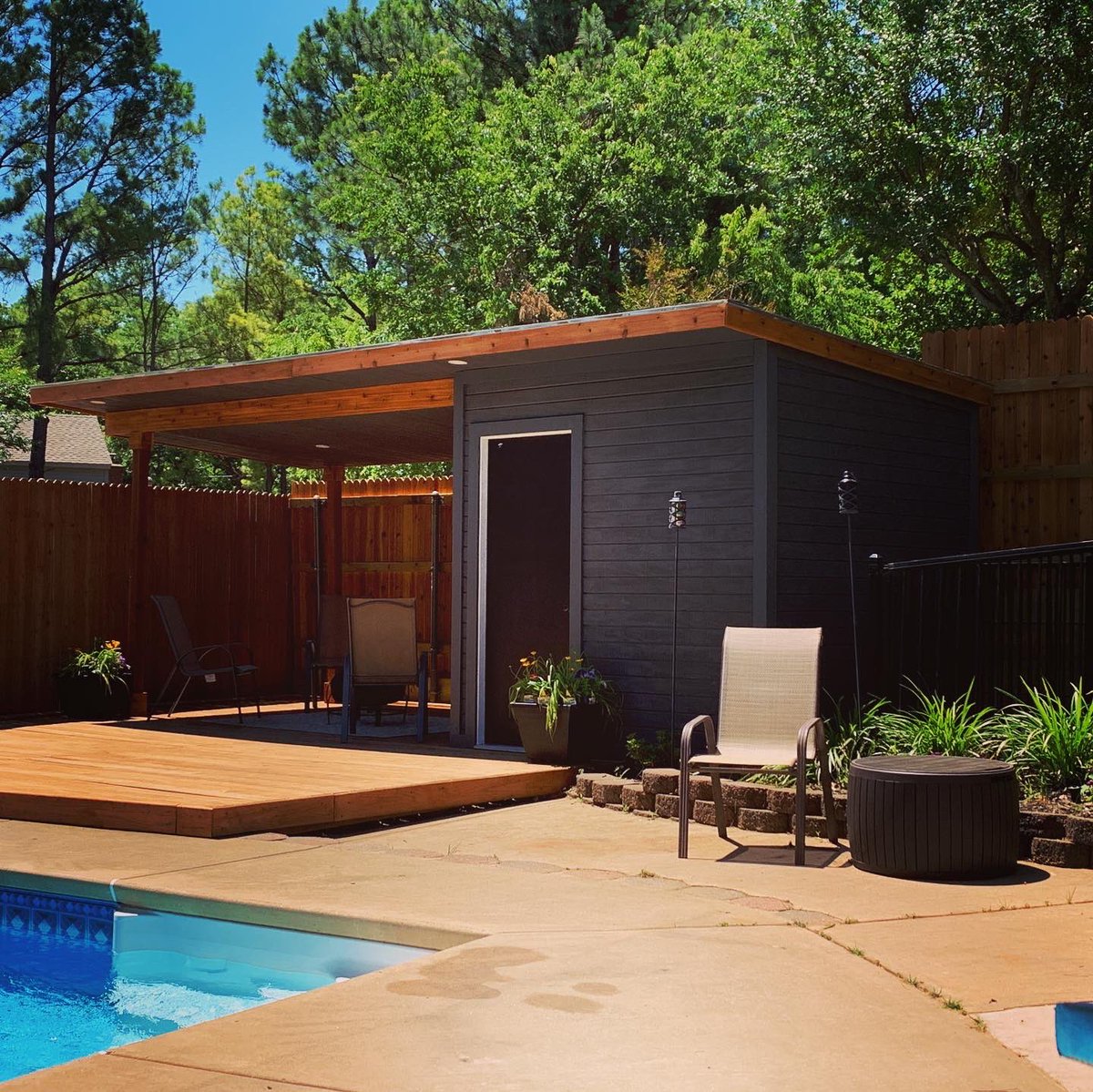 dcanders9's tweet image. So @MegAnderson09 and I finally finished our pool shed after the neighbor took down their trees! The pool got up to 89 degrees this weekend and we never got to even 85 last year. Looking forward to a summer of enjoyable swimming this year!! #quarantineprojects