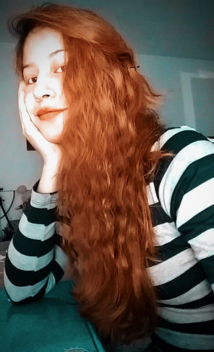 laurajazmindb's tweet photo. After braids! - 🙅♀️
#Photo #Braids #Today #Sunday #Lovely #RedHair #Orange #Foto #Domingo #Photooftheday #Selfie #Treanzas #Me #Girl #Picture #Hair #Cabello #Itookit https://t.co/MX0nF53NqY