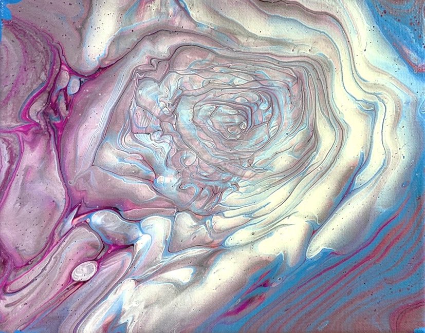 ValLovell7's tweet photo. Hi my name is Valerie and I’m a  new fluid artist creating acrylic paintings, alcohol ink pieces, jewelry, resin coasters and much more! Please check out my website at https://t.co/3q2KHXLQL9 for more of my art 😊🎨🖼 https://t.co/pVgRAJaW30
