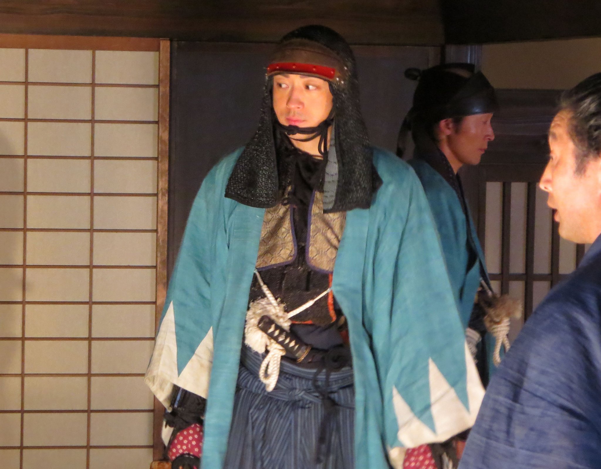 山村竜也 Nhk大河ドラマ 新選組 の土方歳三役 山本耕史さんは 歳三 カラーの赤いラインを鎖頭巾のひさしに入れています 同じ仕様のものを15年の朝ドラ あさが来た に出演したときにも使っていて 写真 感激でした 新選組 T Co