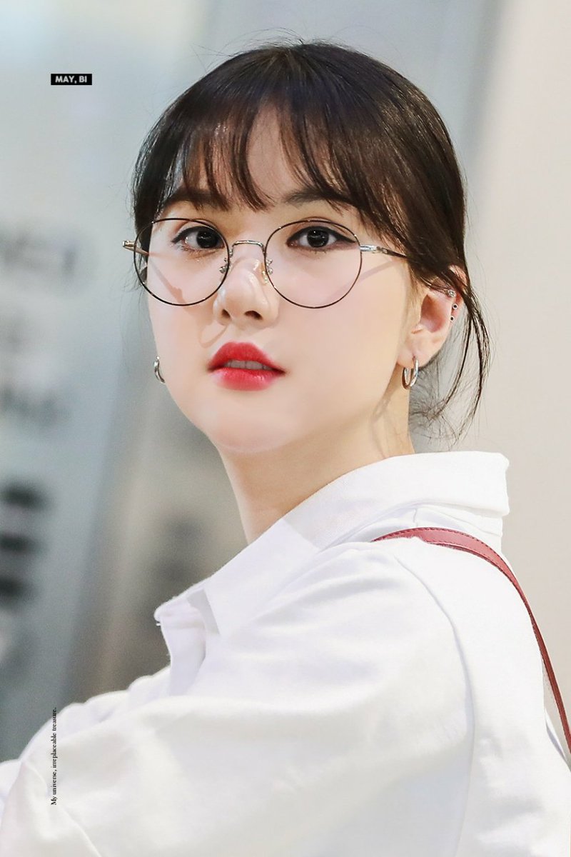 GODGLASSIDOL's tweet photo. 98. 여자친구(GFRIEND)-은하님 https://t.co/iCxHtRczHN