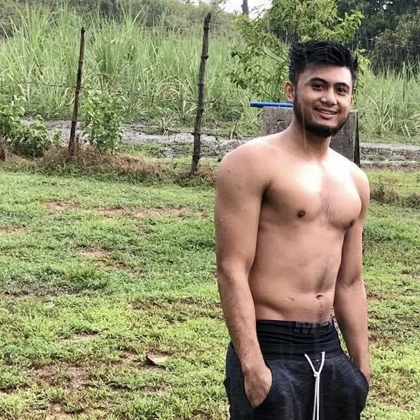 phaqatar's tweet photo. Hi CJ! Grabe varsity jock, ang sarap lang. 🤤 https://t.co/h5584pp7UY