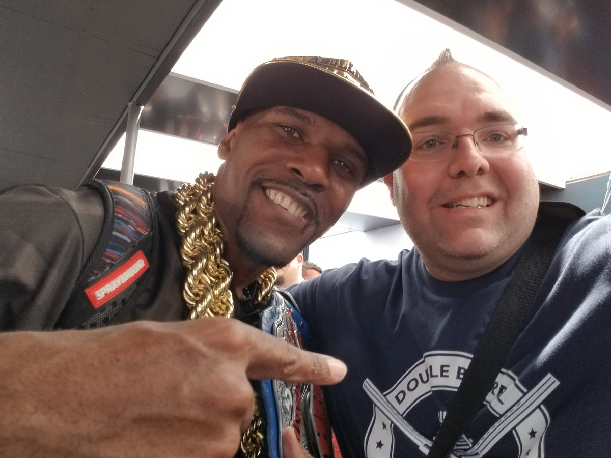 MrboomstickXL's tweet image. Man, this time last year I was already I'm LA hanging with @kingdavidotw @LordCognito @LordSovILP @LordAddictILP &amp;amp; SO many others. Here are some of those pics. #E32019