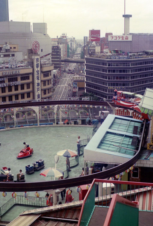 Twitter पर Night Tempo 夜韻 都内デパートの屋上を昭和グルーヴのダンスフロアにしたいです