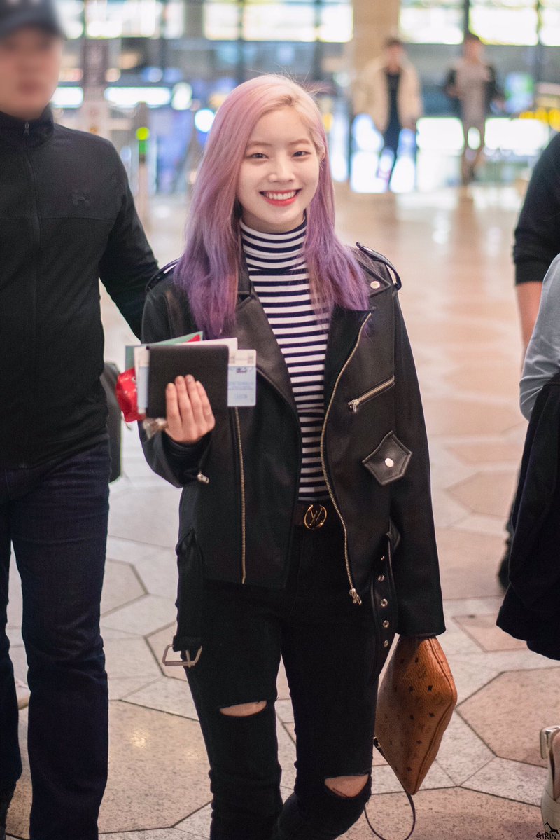 Dahyun airport / fashionbecause she's today's starreminder : today is her birthday, at midnight KST :]- A THREAD