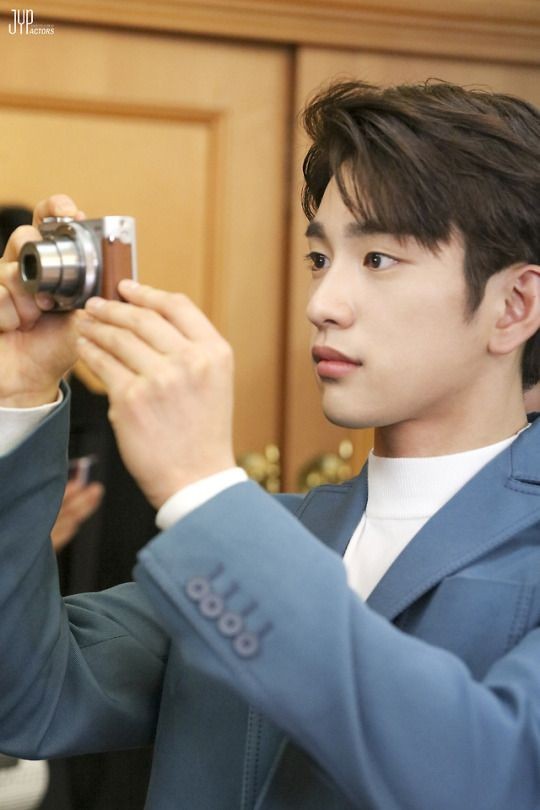 Photographer Jinyoung  #GOT7    @GOT7Official  #IGOT7  