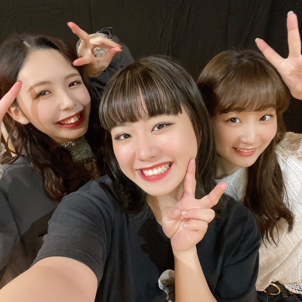3_palletchannel's tweet photo. はじめまして🌟スリーパレットです💗💜💛
YouTubeにて様々なシチュエーションの即興演技等のお芝居をアップしています！
頑張っていますので是非是非見てもらいたいです😆
https://t.co/mw9Tk46dhC
#g_glabプロダクション #スリーパレット #YouTube #YouTube始めました https://t.co/IQEpSwLtid