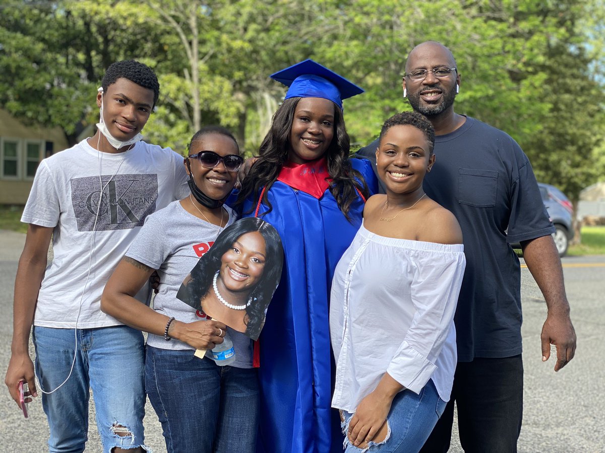 ap_gasaway's tweet photo. In honor of @FHSPats  graduation, we told our LAST @pgcps daughter to put on her cap &amp; gown and take pictures with the family.  Well, she was in for a HUGE surprise🥰!! Her graduation parade was wonderful❤️🤍💙!! Thank you once again VILLAGERS!! @drhelencoley @Dr_Ed_Ryans https://t.co/Bq6ca0d9CI