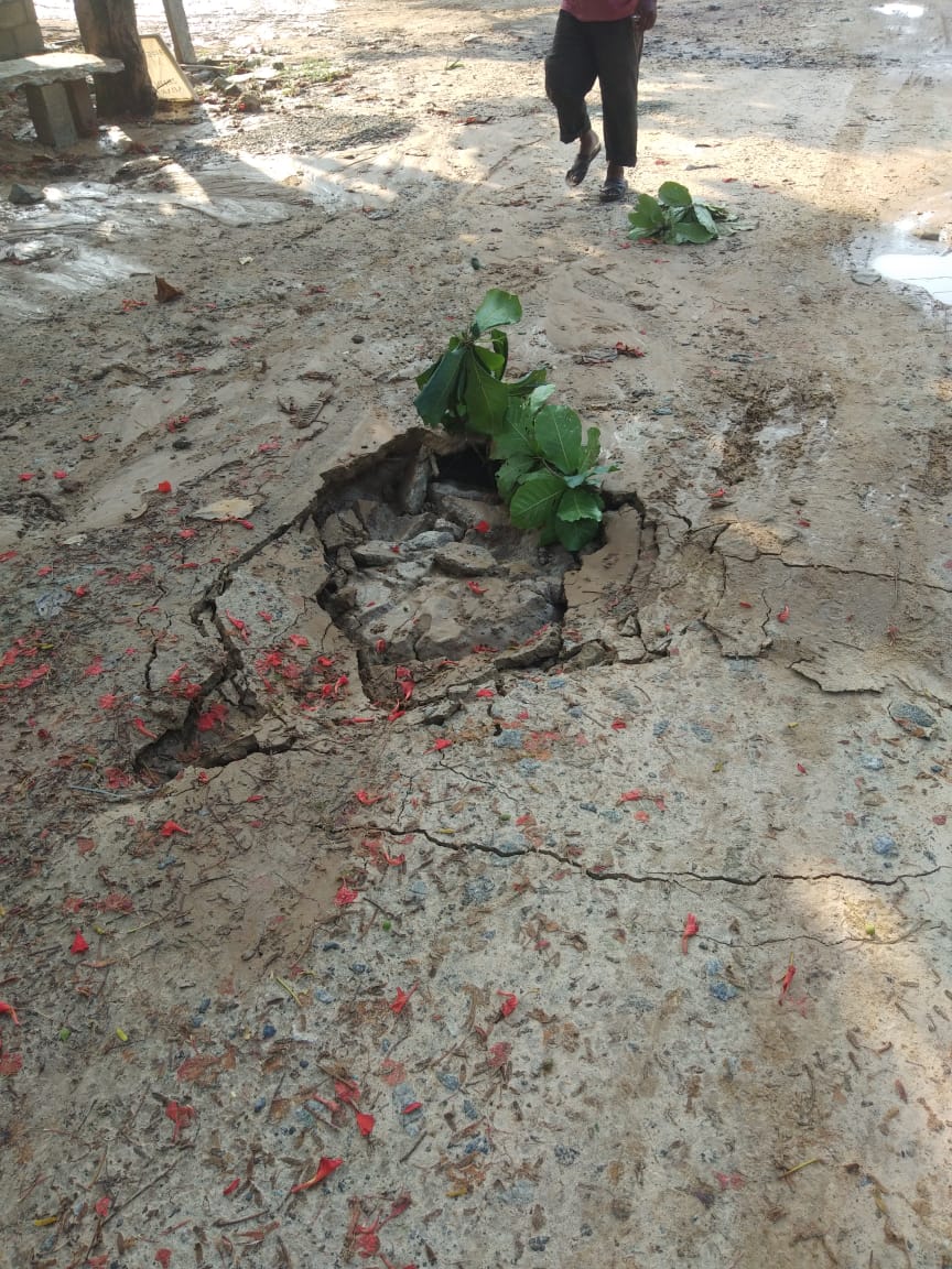 kdevforum's tweet photo. @Karnataka_DIPR @Joshi_Aar @Namma_ORRCA @Dkhallirising @HaralurC @TheLakeRoadGuys @iffathfathima6 @Captain_Mani72 @csogok @namma_BTM @WFRising Lack of ward roads continues to be painful across #Bellandur ward150.
@ArvindLBJP pls share plan to fix them.Nov2019,the budget was announced need some fast action will help citizens.All follow-ups until now haven't helped. @BBMPCOMM @BBMPSWMSplComm @Karnataka_DIPR @Randeep_Dev https://t.co/uF2iXHnBvv