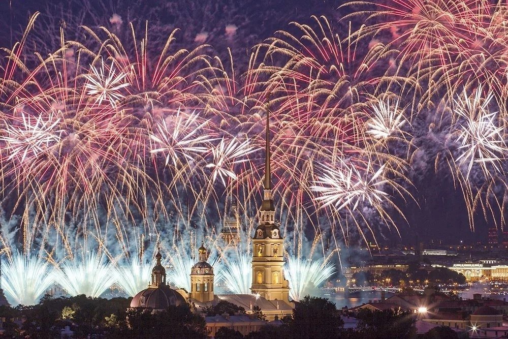 Neva_Show's tweet photo. С ДНЁМ РОЖДЕНИЯ, САНКТ-ПЕТЕРБУРГ!

317 лет назад Петр I заложил Петропавловскую крепость, основав Санкт-Петербург.

#ДеньГорода #Петербургу317 #СанктПетербург #Петропавловка #ПетропавлоскаяКрепость #27мая #невашоу #nevashow https://t.co/oMhJiiziPa