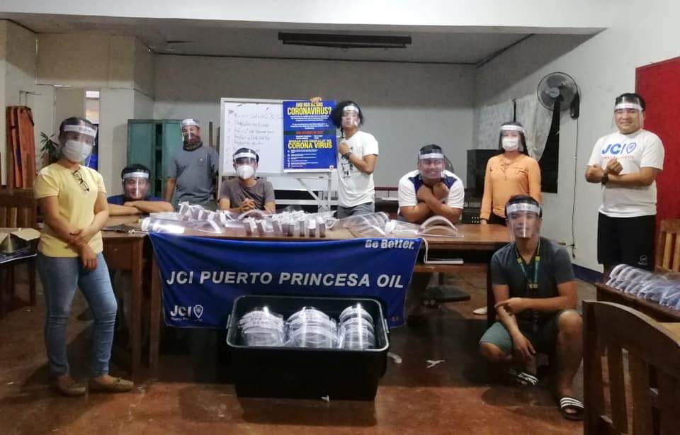 JCIOil's tweet photo. March 15 - Initiated The Face Shield Project with Red Cross Palawan Chapter, Moton in Can and Provincial Disaster Risk Reduction Management Office https://t.co/7myMioTHIL