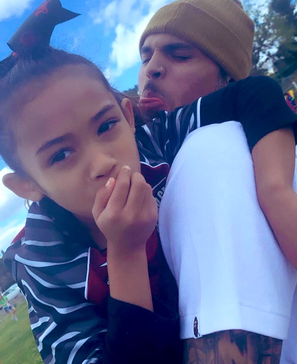 Poccahontasz's tweet photo. Today's rays of love &amp; warmth belong to the one and only💝 HAPPY 6TH BIRTHDAY #ROYALTY🎂 You are your daddy's heart &amp; only because of you he has found himself in the depth of love. You are such a blessing, keep shining! You &amp; @chrisbrown together are my favorite team😍 #CHROYALTY https://t.co/N0Qkl4UwPJ
