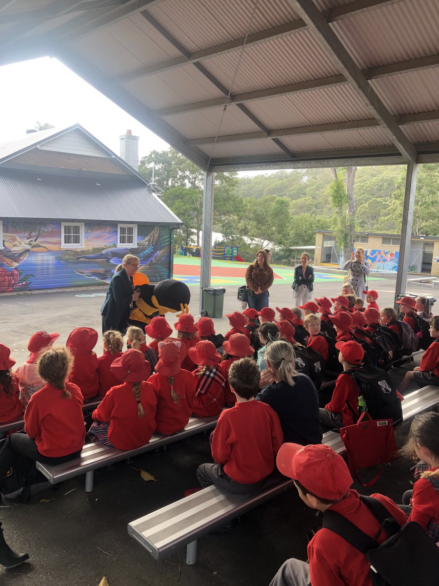 Como Public School’s first day back was a huge success. The amazing staff and students were so excited to be together, even our PBL bee mascot made an appearance. #happyschool #funtimes #facetofacelearning #dedicatedstaff #brilliantschoolcommunity