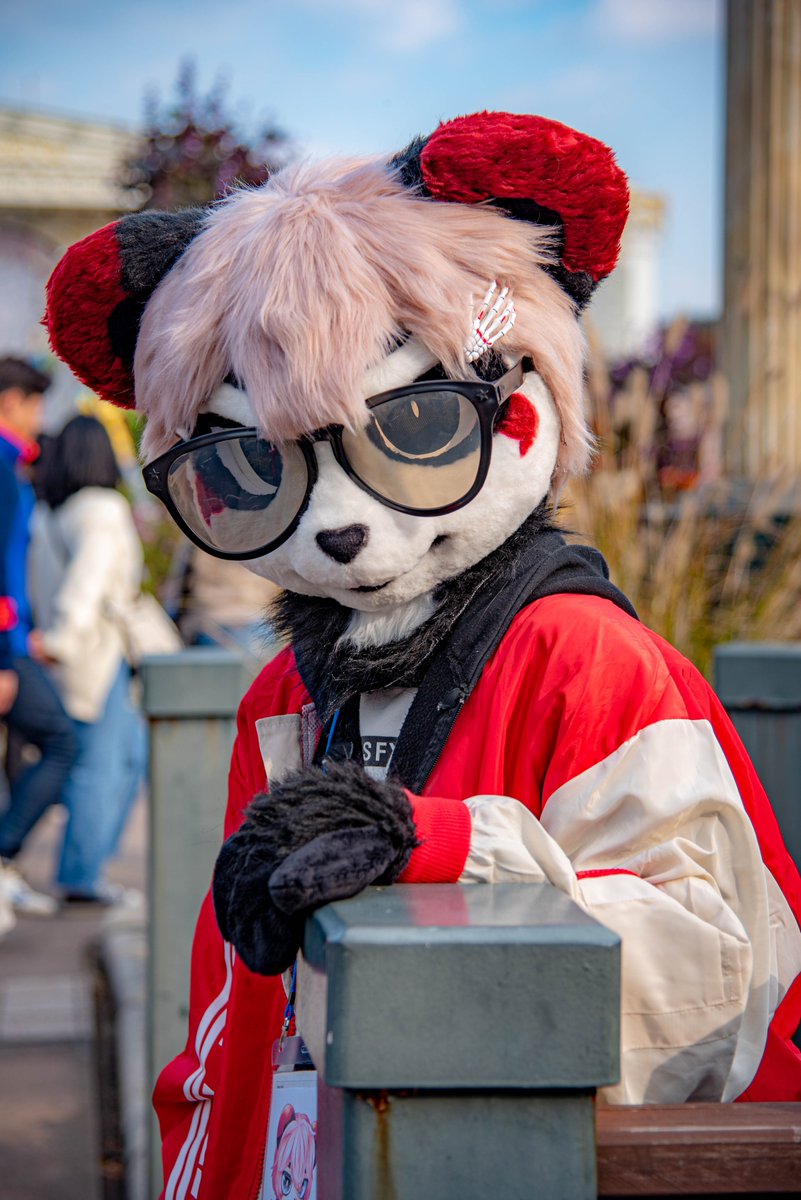 🐼🕶️
📷Pic by <a href="/rocha_0181/">🌸로챠/Rocha🌸</a>
#LikeaPalette