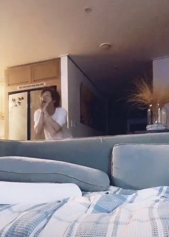 🌲💥;

        สายป่านนนน!!! อยู่ไหนนนนนน!!!
สายป่านอยู่ไหนไม่รู้ สายป่านเข้าไปในป่า สายป่านนนนน!! “เตาเผา” ซึงยอน 1996 กังวลใจ กลัวสายป่านหลงป่า ฮึกฮือออออออออออ rt ตามทัก + แลกฟอลคับ โสดคับ มาช่วยกันตามหาสายป่าน🌿

// ยพท. ลฟตท