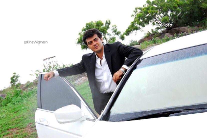 ElangoThala18's tweet photo. @SSMusicTweet #Valimai #ValimaiDiwali #ThalaAjith #ValimaiFirstLook #ValimaiLook #TwitterEmperorsTHALAFans https://t.co/Z0HnD1VjNc