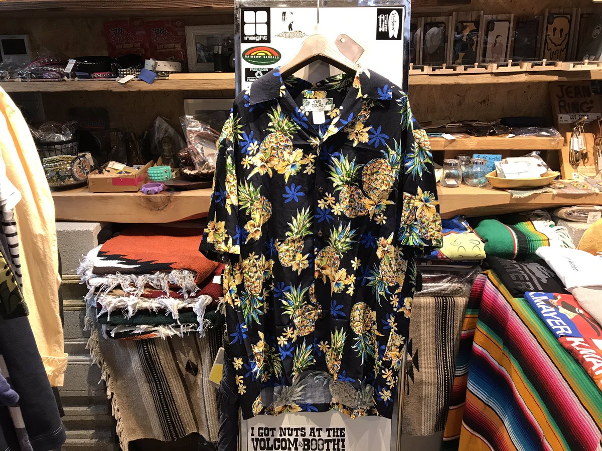 outsidekawasaki's tweet photo. TWO PALMS
Aloha Shirts
Made In Hawaii 🏝
洒落乙アロハ入荷!
↓こちらから💁♂️
https://t.co/hnWnMRKBw7
#twopalms #トゥーパームス #alohashirt #アロハシャツ #アロハ #新品 #レーヨン #ユニセックス #ハワイ #セレクトショップ #川崎 #アウトサイド川崎 #outsidekawasaki #アロハコーデ https://t.co/bKZjyaH1gl