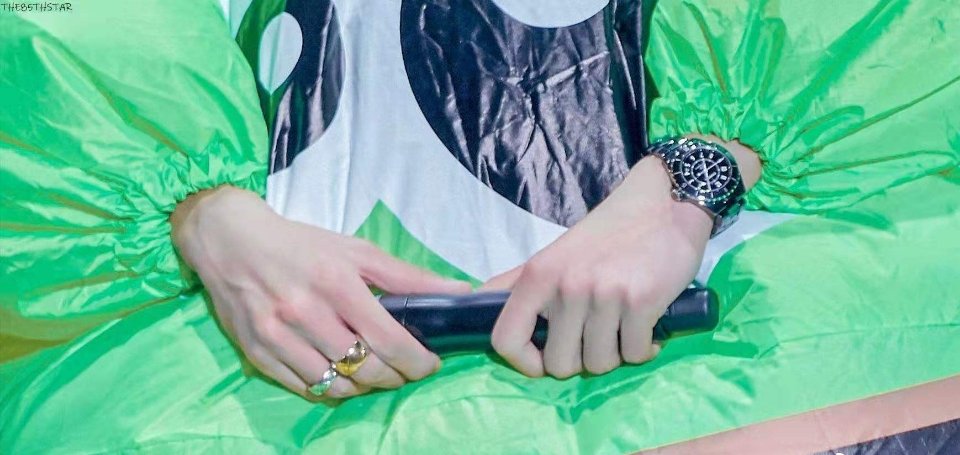 𝚆𝚈𝙱 𝚑𝚊𝚗𝚍𝚜 ③