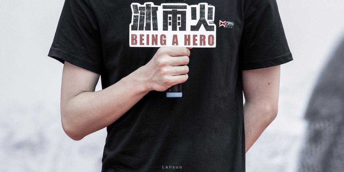 𝚆𝚈𝙱 𝚑𝚊𝚗𝚍𝚜 ③