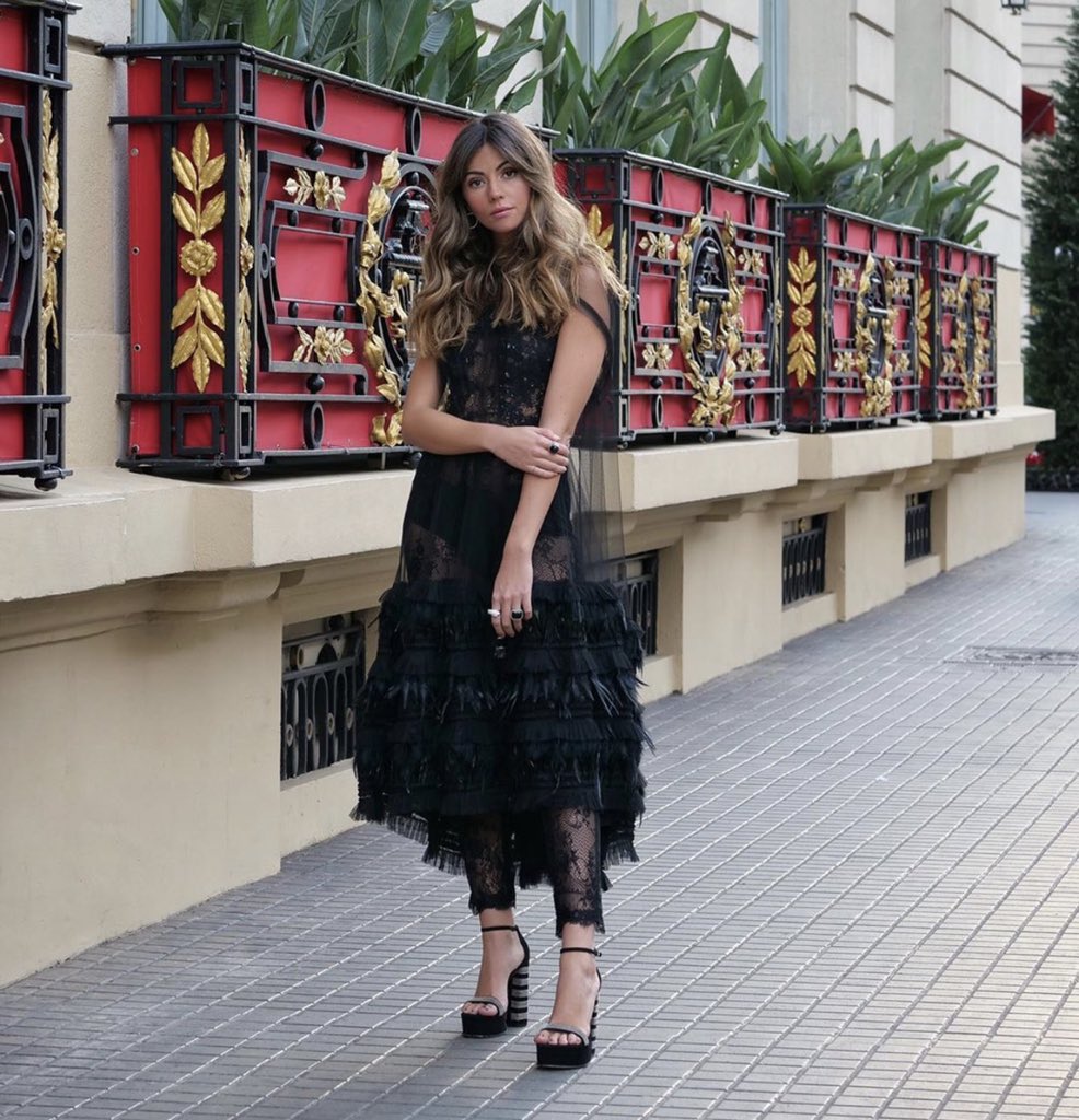🖤🖤🥀🥀🖤🖤
#LutoOficialESP #LutoOficial #COVID19

#inmaculadagarcia #inmaculadagarciabrides #vestidosfiesta #inmaculadagarciacocktailcollection #streetstylebride
