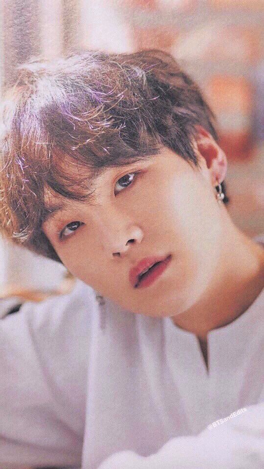 Suga in white thread : on