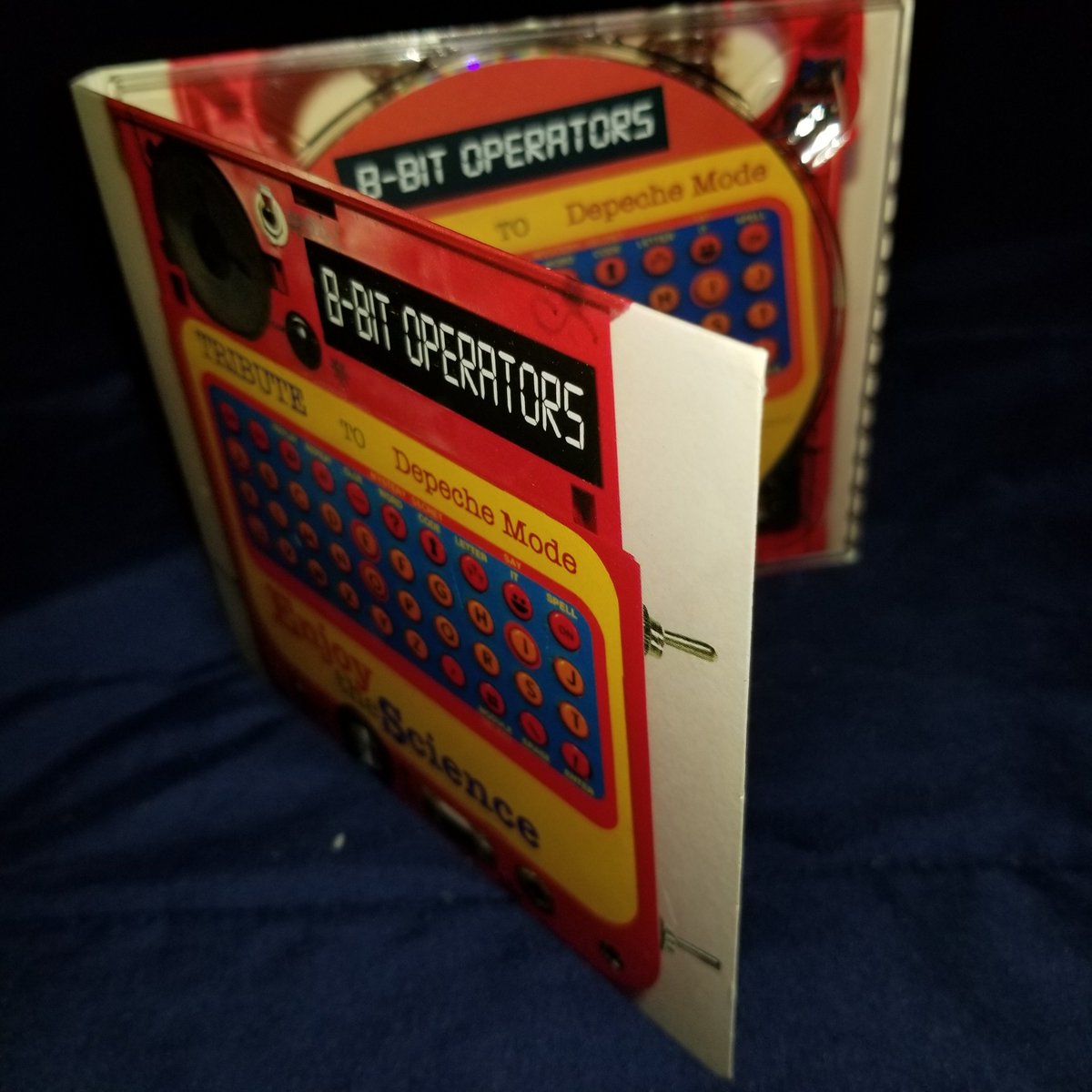 8BitOperators's tweet photo. The CD is Now Available on Bandcamp...Includes digital download. #Tribute To #DepecheMode : #EnjoyTheScience
by #8BitOperators. #2010s #8bitmusic #covers #compactdisc #cd #chipmusic #chiptune #gameboy #nintendo #synthpop #atari
https://t.co/gWVhgAP2ZJ https://t.co/VwZzc7r9uP
