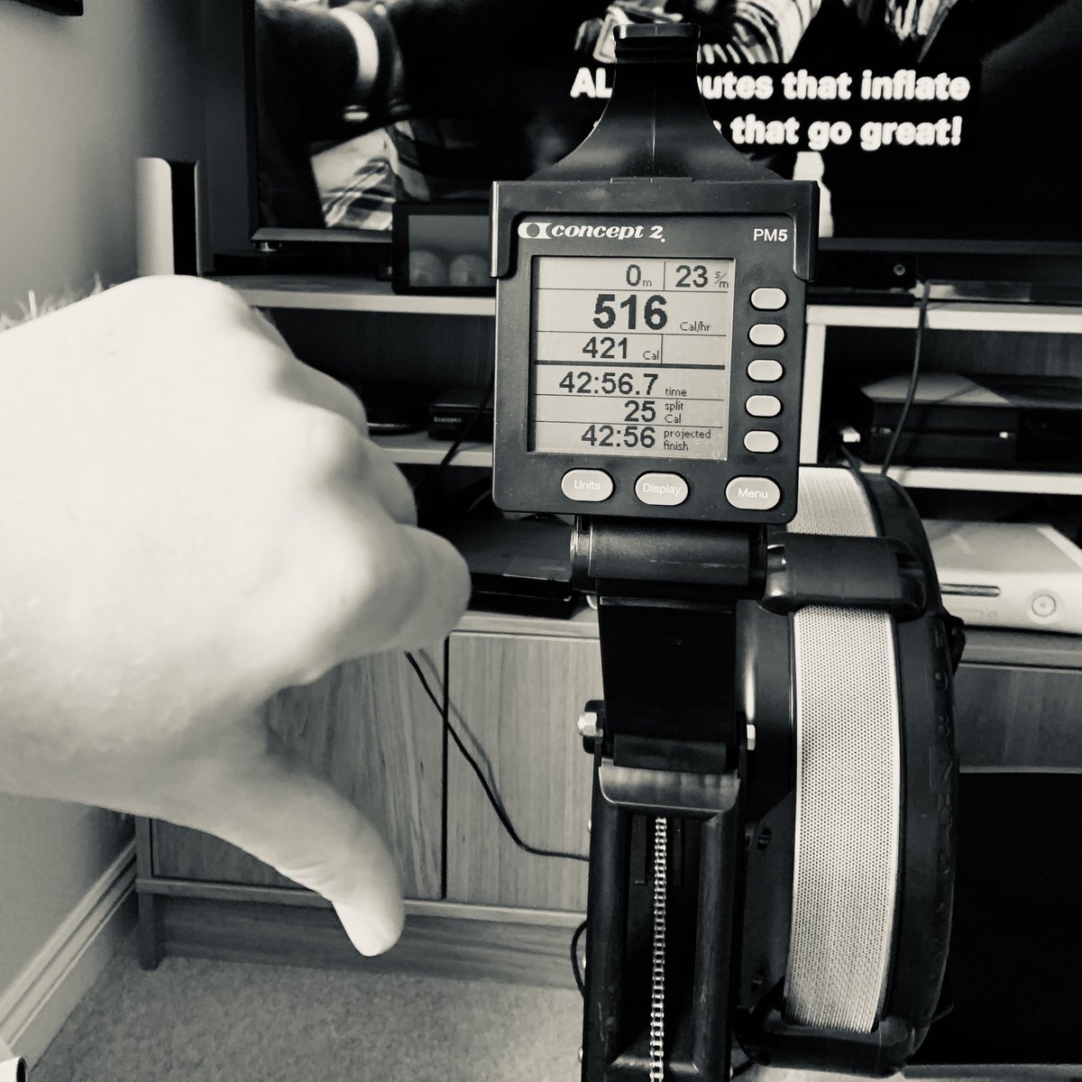 craigsmith365's tweet photo. Day 143 (last Friday) of my rowing to get fit challenge inspired by @davidgoggins, well that went a bit wrong, thanks covid-19.🖕🏼🦠 Added a sluggish 8km to get myself back rowing again. Total rowed so far is 150km. IOUs (124 days missed) still to be collected... 🚣🏼💪🏼 #gym #rowing https://t.co/UyBqrpfSYQ