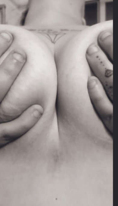 @couple_bd @xPrincessPink69 https://t.co/6xbLh0ONfh $hawleymfhavok #cashapp #cashruleseverythingaroundme<a class="tags" target="_blank" title="On Twitter" href="/?out=eyJ0eXAiOiJKV1QiLCJhbGciOiJIUzUxMiJ9.eyJpYXQiOjE3MjUzMTg2ODEsImlzcyI6InR3cG9ybnN0YXJzLmNvbSIsIm5iZiI6MTcyNTMxODY4MSwiZXhwIjoxNzU2ODU0NjgxLCJyZWRpcmVjdF91cmwiOiJodHRwczovL3R3aXR0ZXIuY29tL2NvdXBsZV9iZCJ9.v22CnbGqAEU_BJvcLFUUY1Ep52DO70KpmxOZtahSGCTns2Qu-0nCwd6659vMmaz1LXaz7JHcX3EVr5fIOyK2IA">@couple_bd</a><a class="tags" target="_blank" title="On Twitter" href="/?out=eyJ0eXAiOiJKV1QiLCJhbGciOiJIUzUxMiJ9.eyJpYXQiOjE3MjUzMTg2ODEsImlzcyI6InR3cG9ybnN0YXJzLmNvbSIsIm5iZiI6MTcyNTMxODY4MSwiZXhwIjoxNzU2ODU0NjgxLCJyZWRpcmVjdF91cmwiOiJodHRwczovL3R3aXR0ZXIuY29tL3hQcmluY2Vzc1Bpbms2OSJ9.hQtJyL9Y1vYKGJJpkftqfW1uKPdCGH32R-N5JFFQpfHKNreG47z-vFRd_SJuPbd4yQksMg91SyXnTBUx1KfDXw">@xPrincessPink69</a><a href="/tag/nsfw"class="tags"><span>#nsfw</span></a><a href="/tag/icantbreath"class="tags"><span>#icantbreath</span></a><a href="/tag/cashapp"class="tags"><span>#cashapp</span></a><a href="/tag/contentcreator"class="tags"><span>#contentcreator</span></a><a href="/tag/onlyfanspromo"class="tags"><span>#onlyfanspromo</span></a>